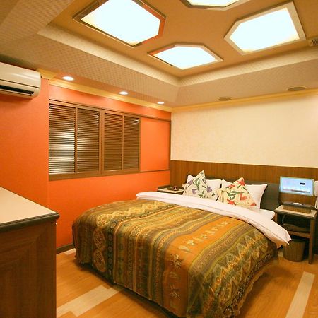Hotel Celavie Osakajokitazume (Adults Only) Экстерьер фото