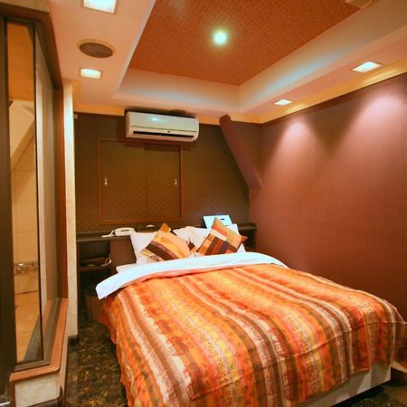 Hotel Celavie Osakajokitazume (Adults Only) Экстерьер фото