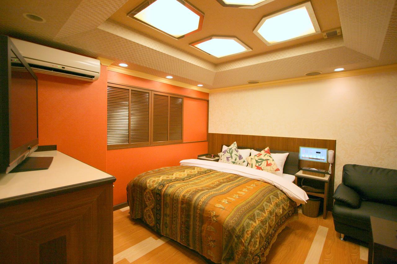 Hotel Celavie Osakajokitazume (Adults Only) Экстерьер фото
